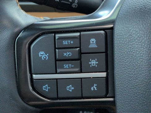 Used 2024 Ford Expedition Max Platinum AWD/4WD image 24