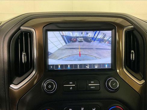 Used 2019 Chevrolet Silverado 1500 High Country w/ Safety Package II image 31
