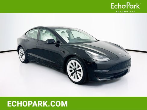 Used 2022 Tesla Model 3 Long Range AWD/4WD image 1