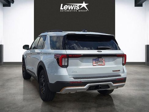 New 2026 Ford Explorer Tremor image 3