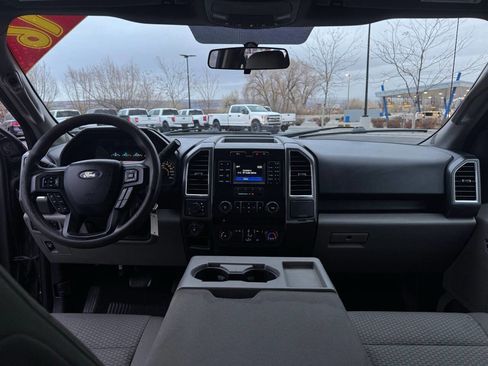 Used 2016 Ford F150 XLT w/ Trailer Tow Package image 30