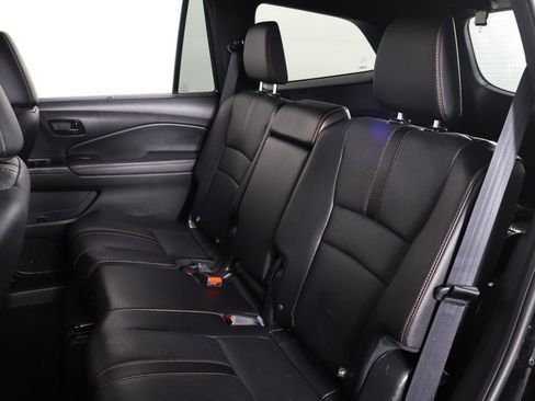 Used 2022 Honda Pilot TrailSport image 38