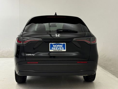 New 2026 Honda HR-V LX image 8