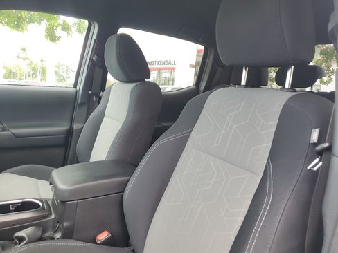 Used 2023 Toyota Tacoma TRD Off-Road RWD image 17