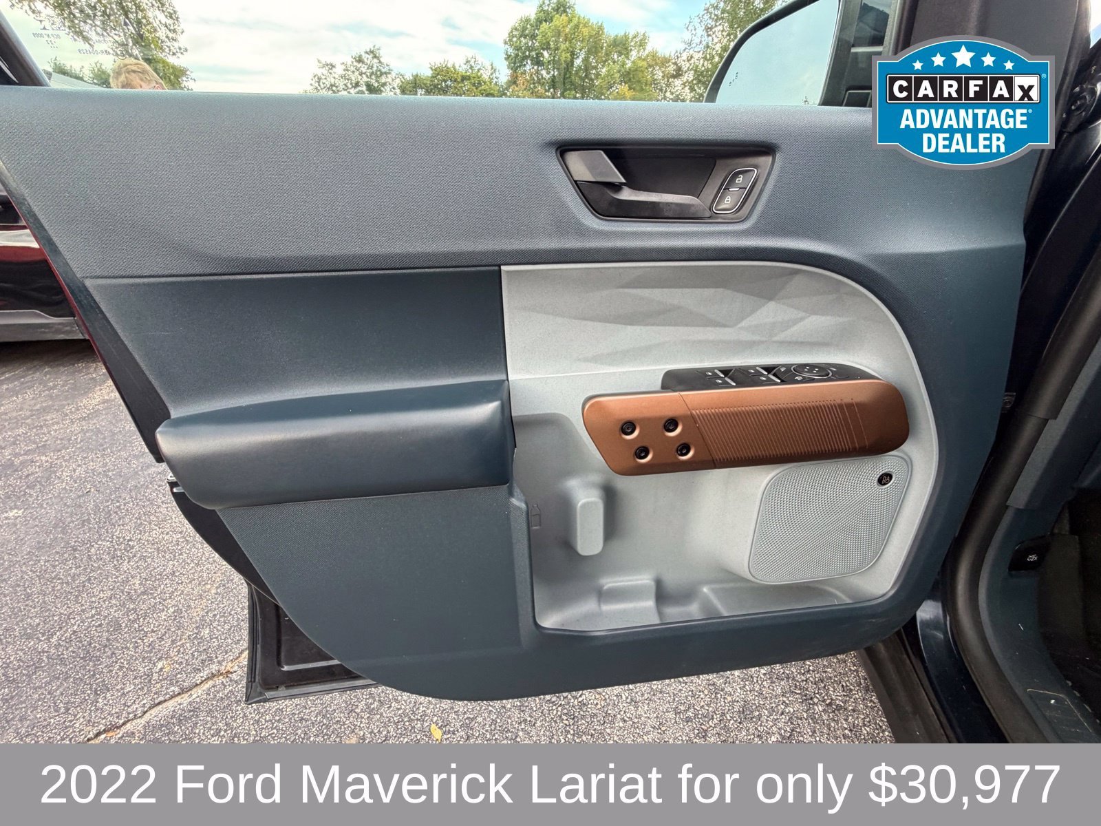 Used 2022 Ford Maverick Lariat w/ Lariat Luxury Package AWD/4WD image 16
