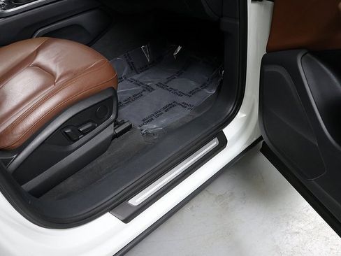 Used 2019 Audi Q7 3.0T Premium w/ Convenience Package image 36