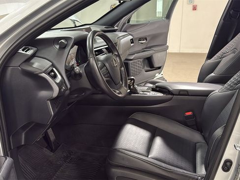 Used 2020 Lexus UX 250h image 12