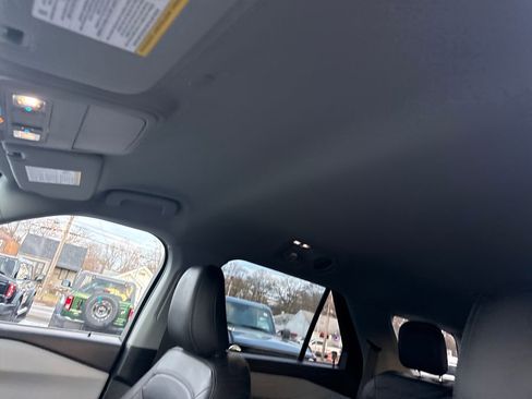 Used 2023 Ford Explorer XLT w/ Equipment Group 202A image 30