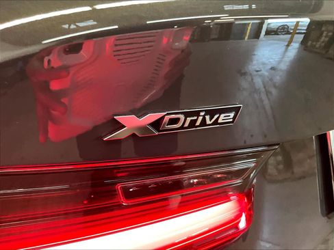 Used 2026 BMW M340i xDrive w/ Premium Package image 11