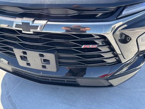 Used 2025 Chevrolet Blazer RS image 2