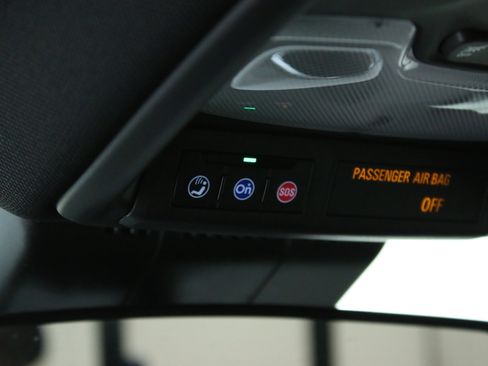 Certified 2025 Chevrolet Colorado Trail Boss AWD/4WD image 19