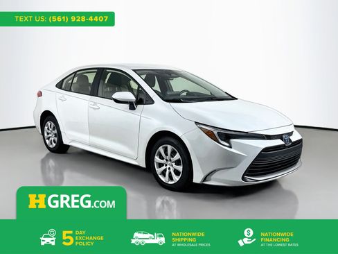 Used 2023 Toyota Corolla LE FWD image 1