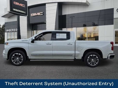 Used 2025 Chevrolet Silverado 1500 High Country w/ Technology Package AWD/4WD image 31