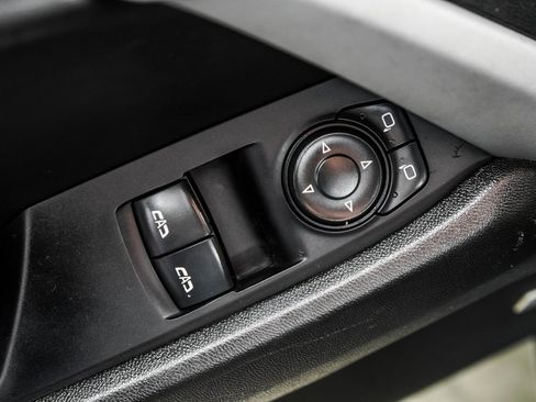 Used 2021 Chevrolet Camaro LT w/ Technology Package image 40