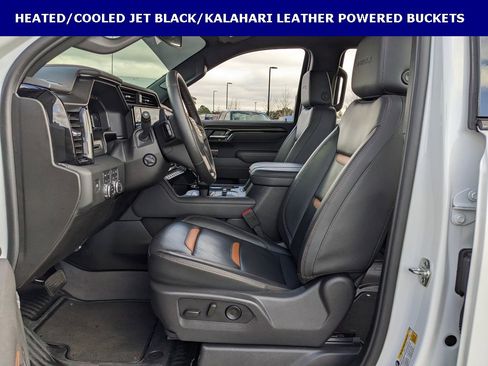 Used 2025 GMC Sierra 1500 AT4 image 5