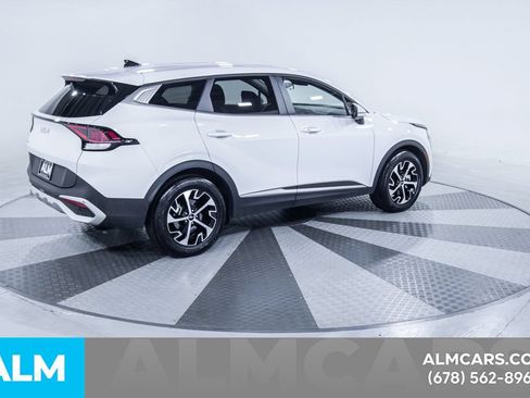 Used 2025 Kia Sportage EX FWD image 10