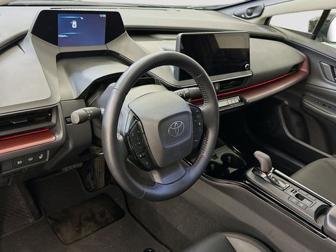 Used 2024 Toyota Prius Prime Premium image 18