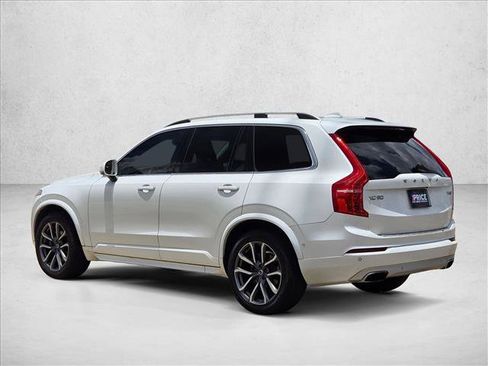 Used 2016 Volvo XC90 T6 Momentum w/ Momentum Plus Package AWD/4WD image 7