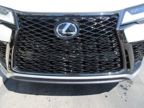 Used 2024 Lexus LX 600 F Sport AWD/4WD image 16