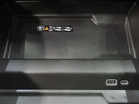 Used 2025 Chevrolet Tahoe Premier w/ Sun And Tow Package AWD/4WD image 65