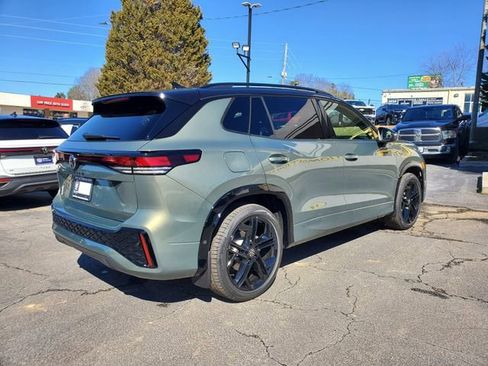 New 2026 Volkswagen Tiguan SE R-Line image 6