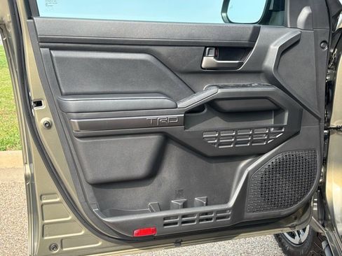 Used 2026 Toyota Tacoma TRD Sport image 25