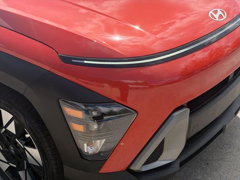 Used 2024 Hyundai Kona SEL w/ Convenience Package FWD image 32