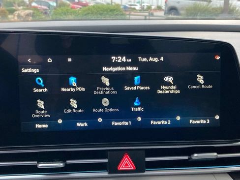Used 2025 Hyundai Elantra Limited FWD image 18