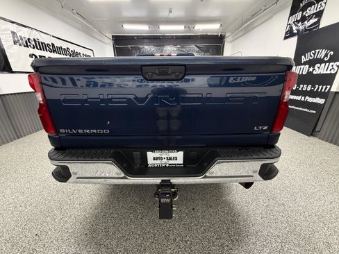 Used 2021 Chevrolet Silverado 2500 LTZ w/ LTZ Plus Package AWD/4WD image 4