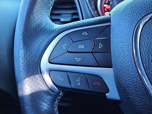 Used 2016 Dodge Challenger SRT w/ Technology Group image 21