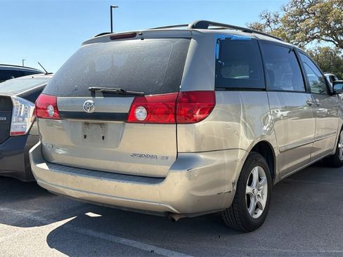 Used 2006 Toyota Sienna CE image 4