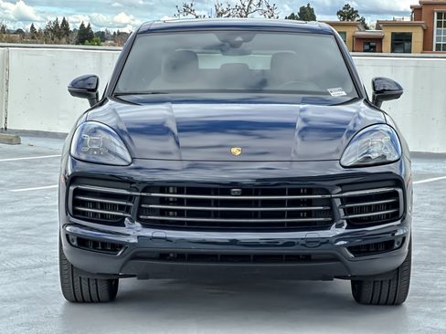 Certified 2023 Porsche Cayenne image 11