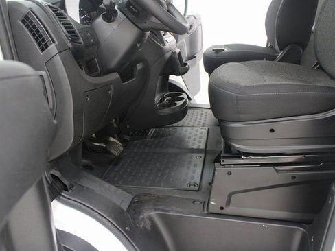 Used 2025 RAM ProMaster 2500 image 15