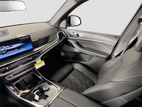 New 2026 BMW X5 xDrive40i AWD/4WD image 25