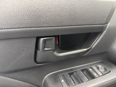 New 2026 Toyota Tacoma SR5 image 33