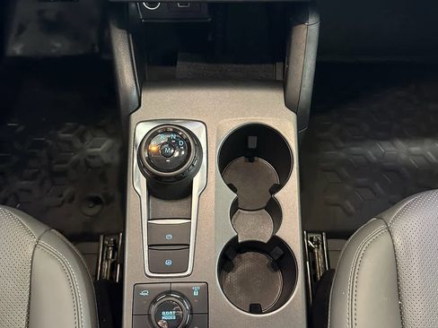 Used 2025 Ford Bronco Sport Badlands image 29