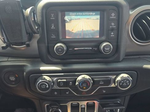 Used 2020 Jeep Gladiator Sport w/ Quick Order Package 24S AWD/4WD image 46