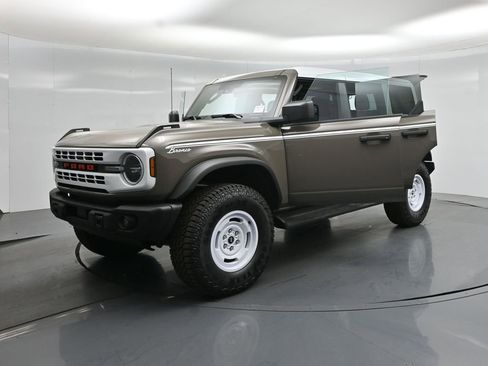 New 2026 Ford Bronco Heritage Edition AWD/4WD image 28