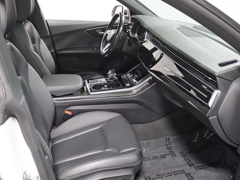 Used 2021 Audi Q8 Premium Plus w/ Premium Plus Package AWD/4WD image 35