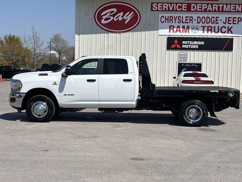Used 2024 RAM 3500 SLT w/ Quick Order Package 2YG SLT image 2