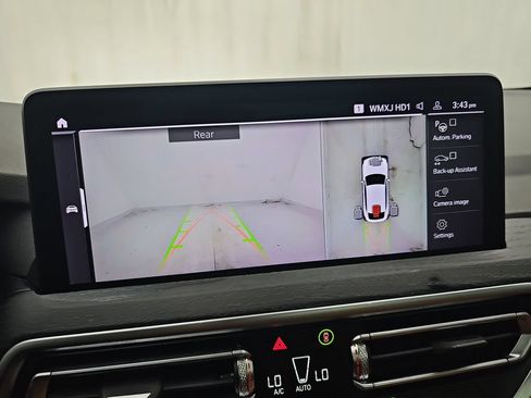 Used 2023 BMW X4 xDrive30i w/ Parking Assistance Package AWD/4WD image 32