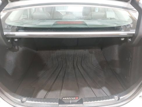 Used 2017 MAZDA MAZDA3 Touring w/ Popular Equipment Package FWD image 12