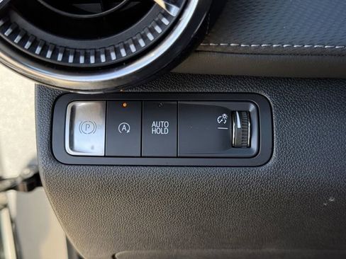 Certified 2025 Chevrolet Equinox LT image 24