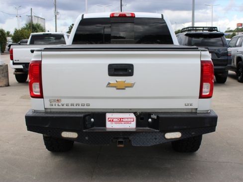 Used 2016 Chevrolet Silverado 1500 LTZ Z71 w/ LTZ Plus Package AWD/4WD image 8