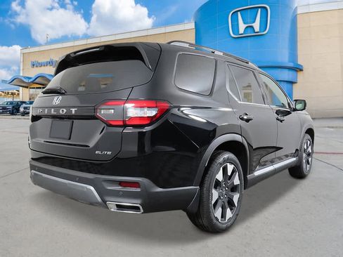 New 2026 Honda Pilot Elite image 5