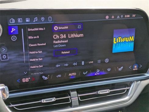 New 2026 Chevrolet Equinox EV LT image 17