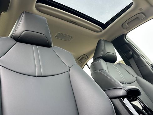 New 2026 Toyota Corolla XLE image 18