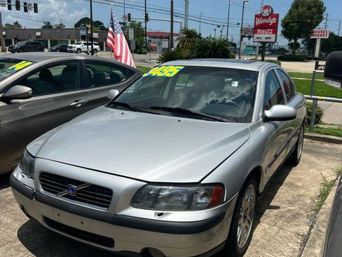 Used 2002 Volvo S60 T5 FWD image 3