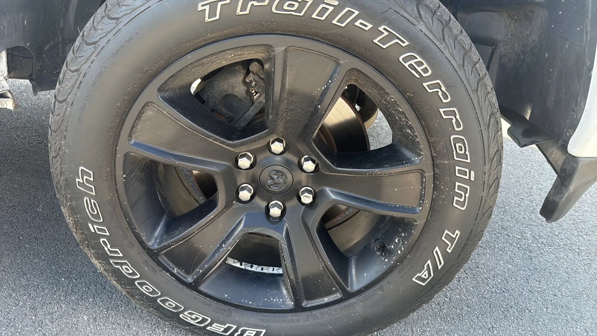 Used 2020 RAM 1500 Big Horn AWD/4WD image 14