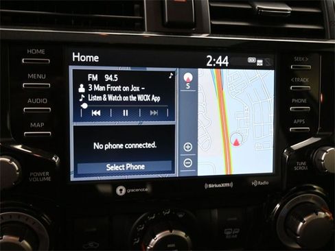 Used 2022 Toyota 4Runner TRD Off-Road Premium image 10